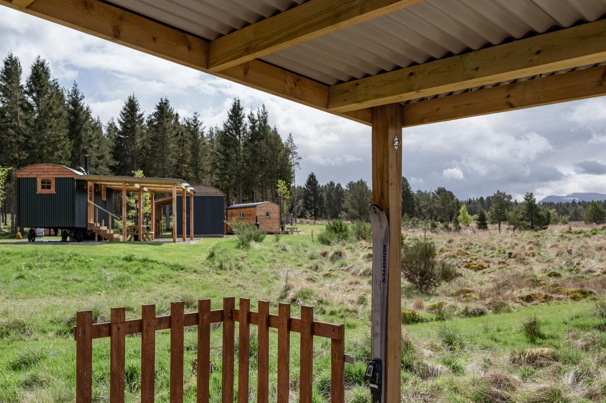 Highland Shepherd Huts เนธีบริดจ์ ห้อง รูปภาพ
